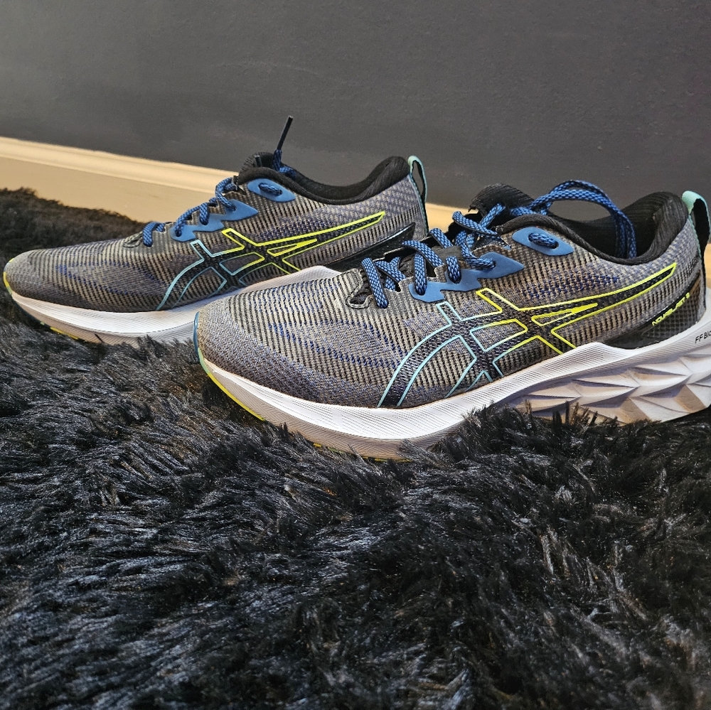 Asic Novablast 2